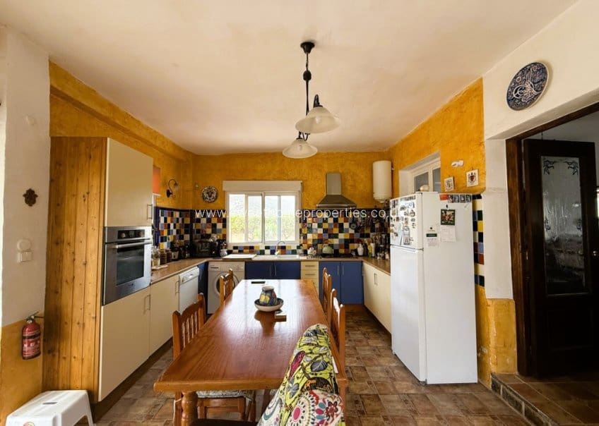 3 sovrum Finca/Hus på landet till salu i Canada de la Lena med pool garage - 170 000 € (Ref: 9571726)