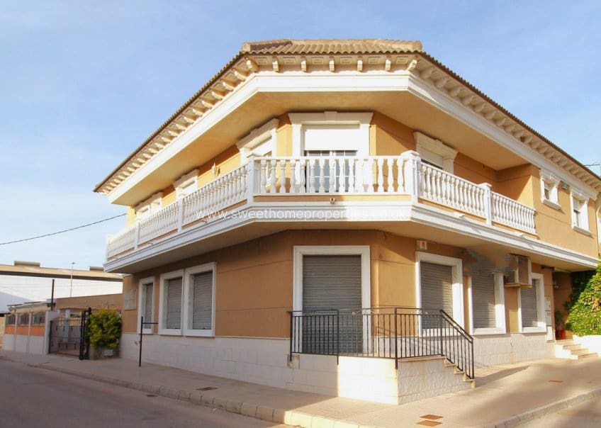 5 soveværelse Erhverv til salg i Jacarilla med garage - € 499.000 (Ref: 9571727)