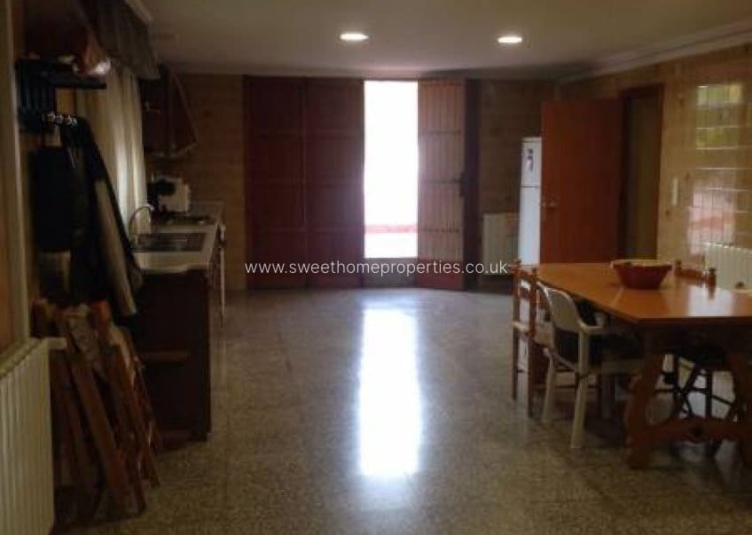 3 soverom Villa til salgs i Sax med svømmebasseng - € 397 000 (Ref: 9585102)