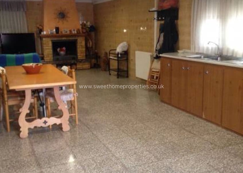 3 soverom Villa til salgs i Sax med svømmebasseng - € 397 000 (Ref: 9585102)