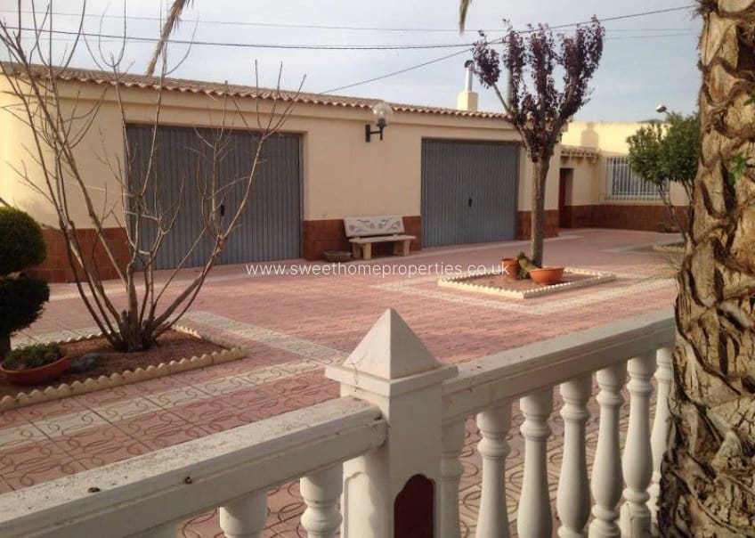 3 soverom Villa til salgs i Sax med svømmebasseng - € 397 000 (Ref: 9585102)