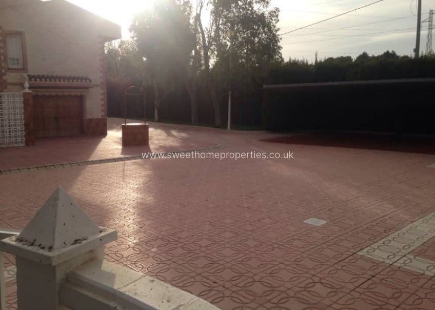 3 soverom Villa til salgs i Sax med svømmebasseng - € 397 000 (Ref: 9585102)