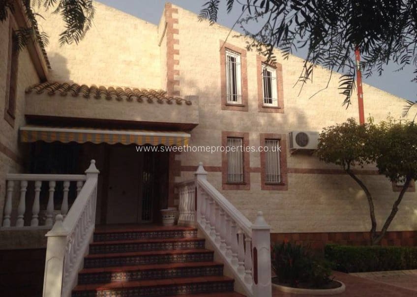 3 soverom Villa til salgs i Sax med svømmebasseng - € 397 000 (Ref: 9585102)