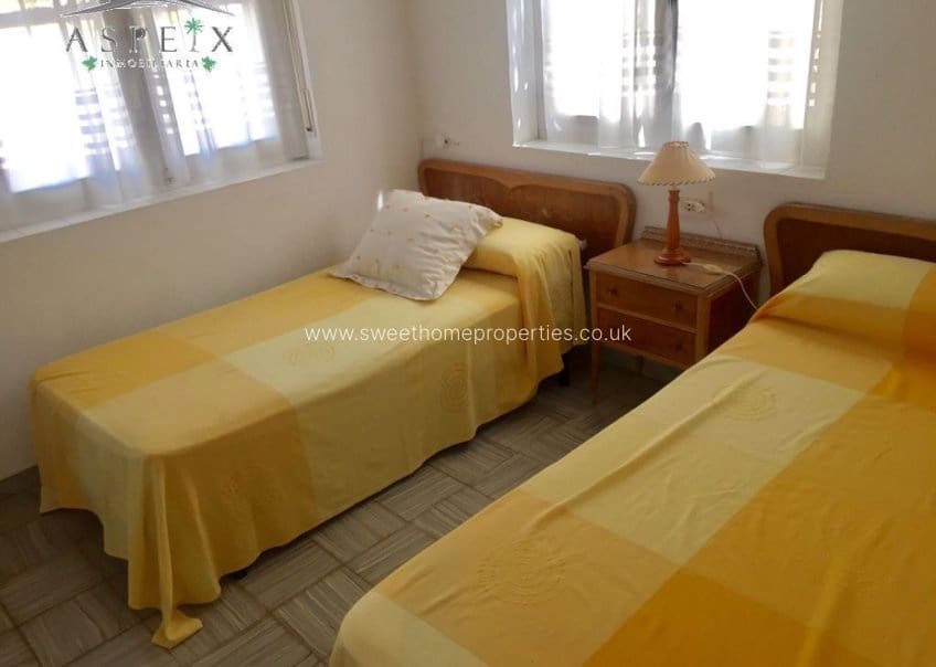 7 quarto Moradia para venda em Aspe com piscina - 500 000 € (Ref: 9585103)