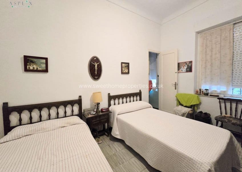 7 quarto Moradia para venda em Aspe com piscina - 500 000 € (Ref: 9585103)