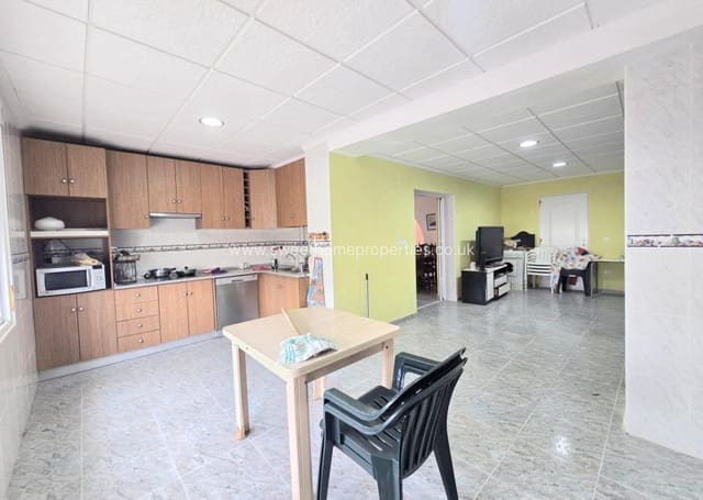 3 camera da letto Finca/Casa di Campagna in vendita in La Romana con garage - 207.250 € (Rif: 9585105)