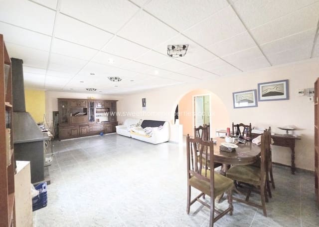 3 camera da letto Finca/Casa di Campagna in vendita in La Romana con garage - 207.250 € (Rif: 9585105)