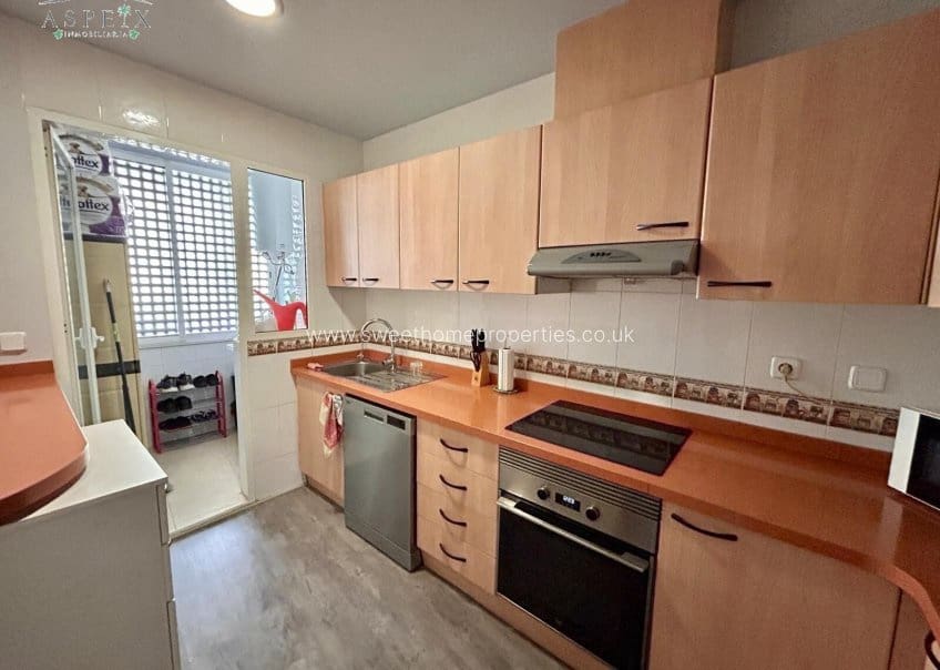 2 soveværelse Lejlighed til salg i Monforte del Cid med swimmingpool - € 215.000 (Ref: 9585106)