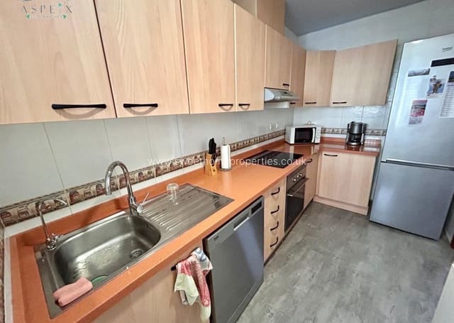 2 soveværelse Lejlighed til salg i Monforte del Cid med swimmingpool - € 215.000 (Ref: 9585106)