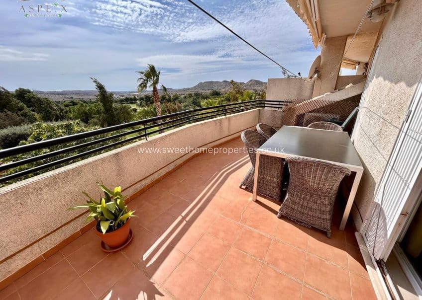 2 soveværelse Lejlighed til salg i Monforte del Cid med swimmingpool - € 215.000 (Ref: 9585106)