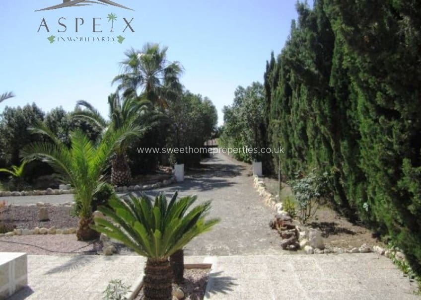 4 quarto Quinta/Casa Rural para venda em Aspe com piscina garagem - 390 000 € (Ref: 9585107)