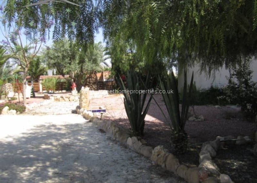 4 quarto Quinta/Casa Rural para venda em Aspe com piscina garagem - 390 000 € (Ref: 9585107)