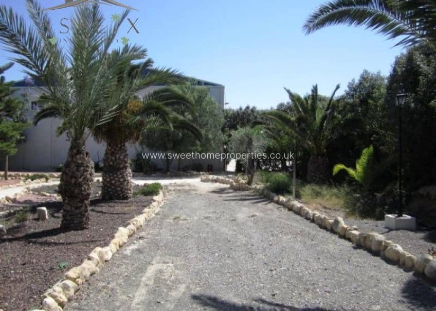 4 quarto Quinta/Casa Rural para venda em Aspe com piscina garagem - 390 000 € (Ref: 9585107)