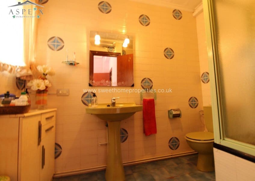 4 makuuhuone Maalaistalo myytävänä paikassa Muchamiel / Mutxamel - 600 000 € (Ref: 9585109)