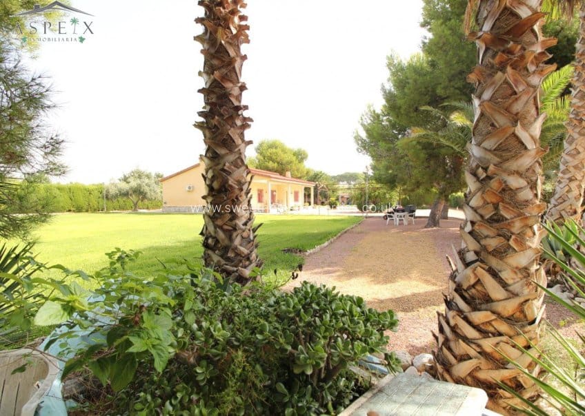 4 makuuhuone Maalaistalo myytävänä paikassa Muchamiel / Mutxamel - 600 000 € (Ref: 9585109)