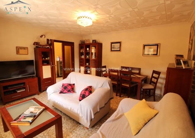 4 makuuhuone Maalaistalo myytävänä paikassa Muchamiel / Mutxamel - 600 000 € (Ref: 9585109)