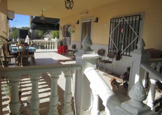 4 makuuhuone Maalaistalo myytävänä paikassa Hondón de los Frailes mukana uima-altaan 
autotalli - 180 000 € (Ref: 9585110)