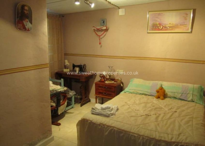 4 bedroom Finca/Country House for sale in Hondon de los Frailes with pool garage - € 180,000 (Ref: 9585110)