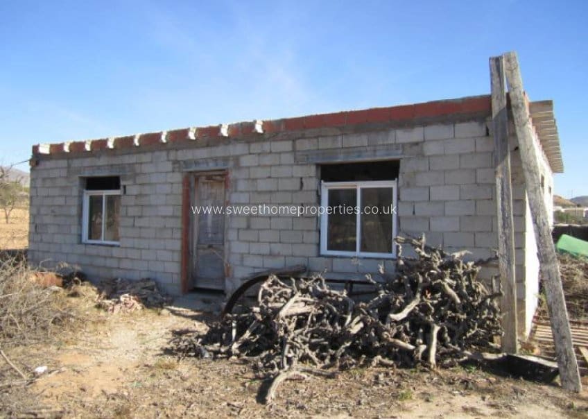 4 bedroom Finca/Country House for sale in Hondon de los Frailes with pool garage - € 180,000 (Ref: 9585110)