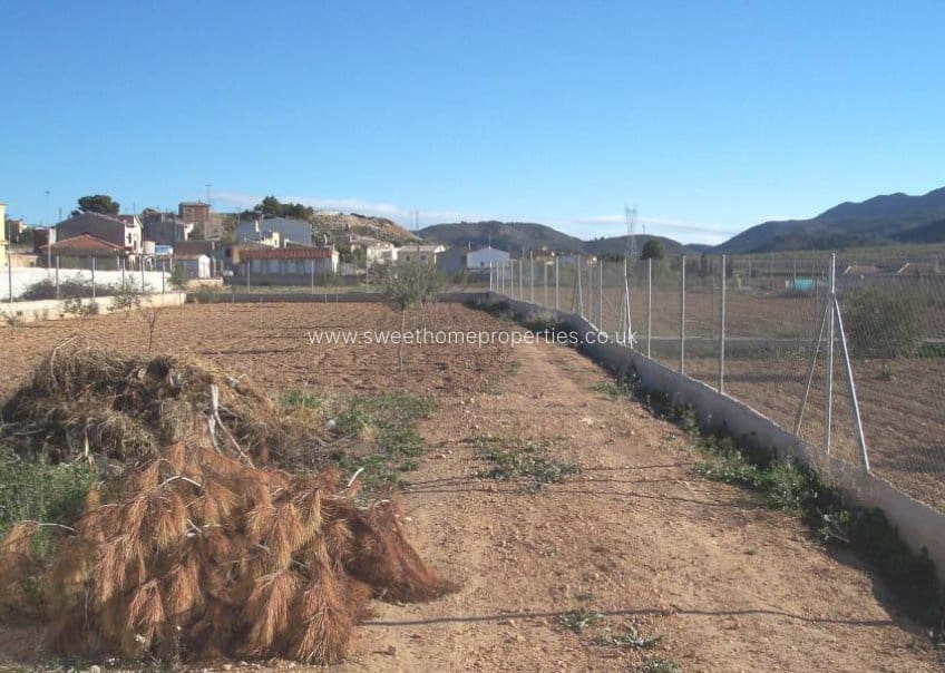 4 bedroom Finca/Country House for sale in Hondon de los Frailes with pool garage - € 180,000 (Ref: 9585110)