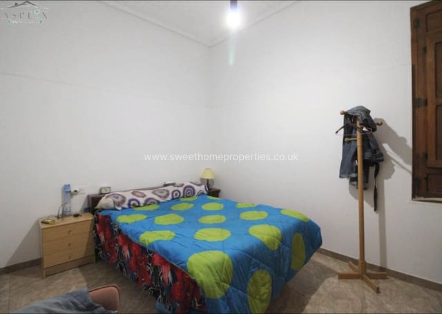 4 soveværelse Finca/Landehus til salg i La Hoya, Elche / Elx med swimmingpool garage - € 270.000 (Ref: 9585121)