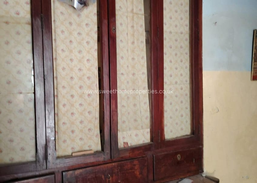 Casa de 6 habitaciones en Pinoso en venta con piscina - 150.000 € (Ref: 9585123)