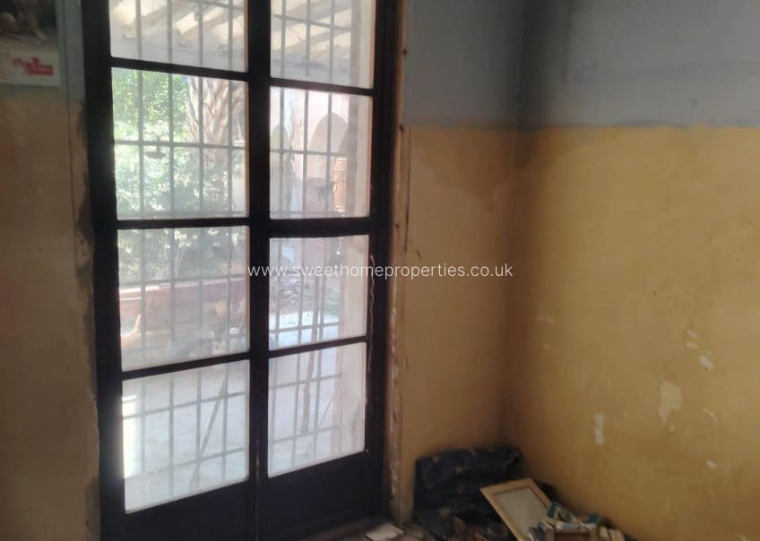 Casa de 6 habitaciones en Pinoso en venta con piscina - 150.000 € (Ref: 9585123)