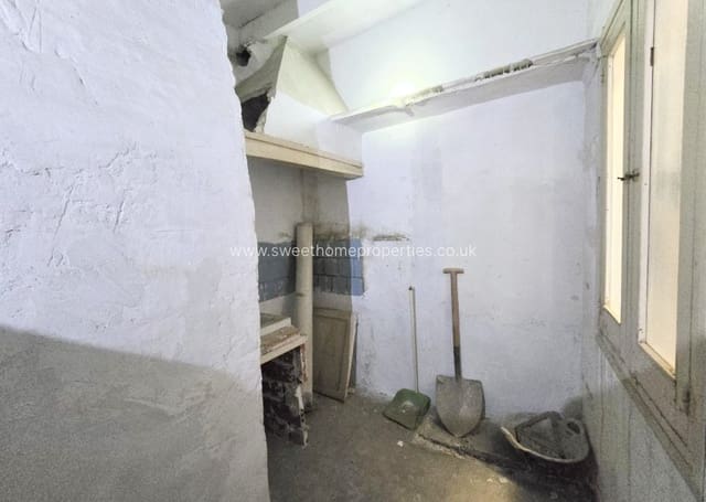 5 soveværelse Byhus til salg i Aspe med garage - € 67.260 (Ref: 9611968)