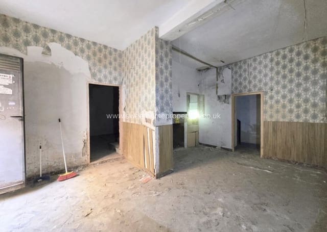 5 soveværelse Byhus til salg i Aspe med garage - € 67.260 (Ref: 9611968)