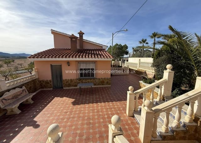 Finca/Casa Rural de 4 habitaciones en Pinoso en venta con piscina - 180.000 € (Ref: 9631797)