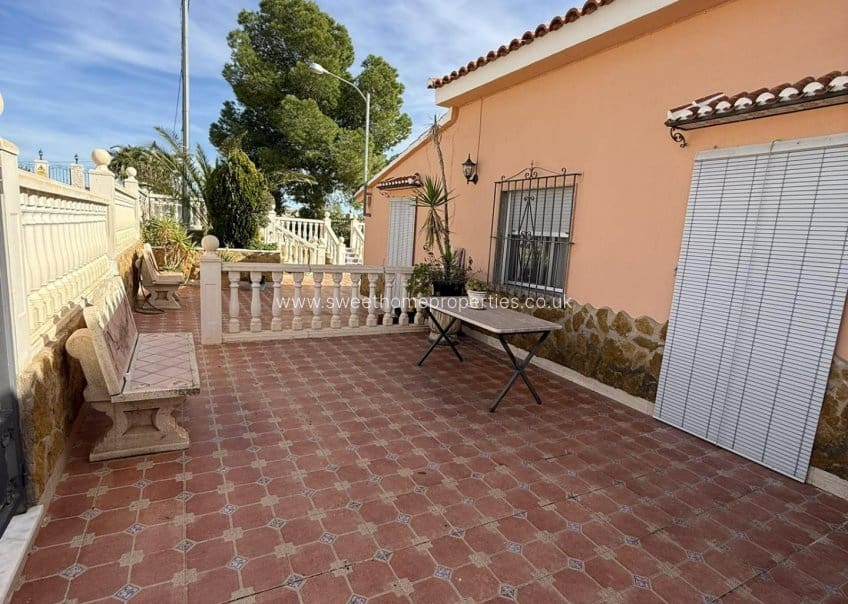 4 camera da letto Finca/Casa di Campagna in vendita in Pinoso con piscina - 180.000 € (Rif: 9631797)