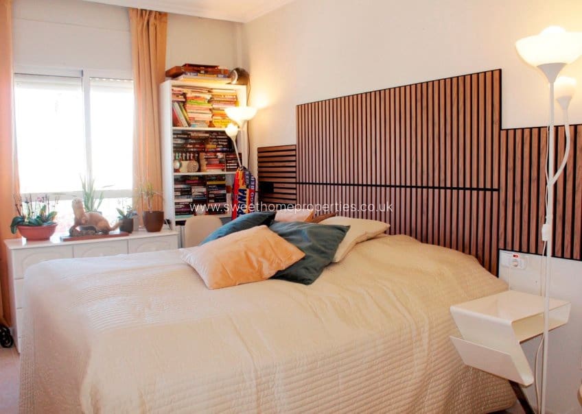 3 sypialnia Dom na sprzedaż w Villamartin z basenem garażem - 239 000 € (Ref: 9631798)