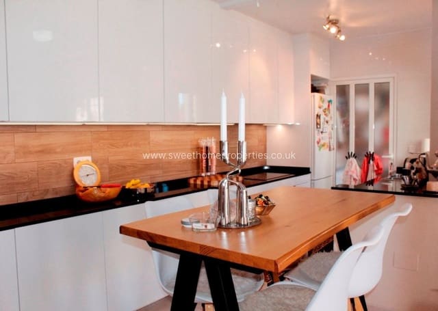 3 sypialnia Dom na sprzedaż w Villamartin, Orihuela z basenem garażem - 239 000 € (Ref: 9631798)