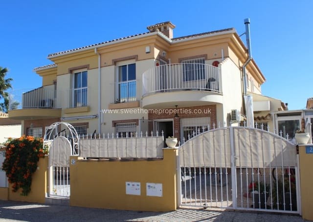 3 sypialnia Dom na sprzedaż w Villamartin, Orihuela z basenem garażem - 239 000 € (Ref: 9631798)
