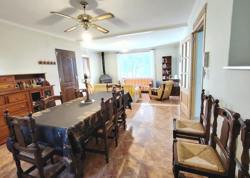 3 makuuhuone Maalaistalo myytävänä paikassa Aspe mukana uima-altaan 
autotalli - 280 000 € (Ref: 9631799)