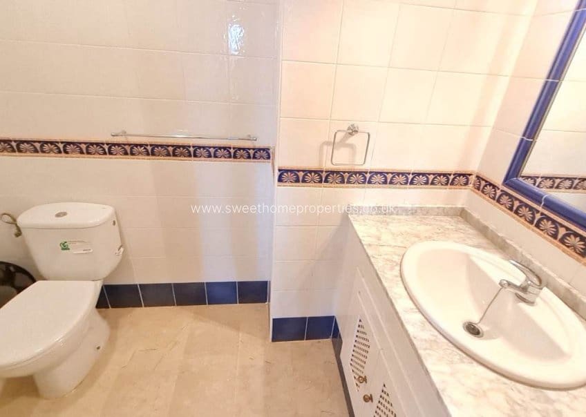 2 soveværelse Penthouse til salg i Villamartin med swimmingpool garage - € 229.900 (Ref: 9631800)