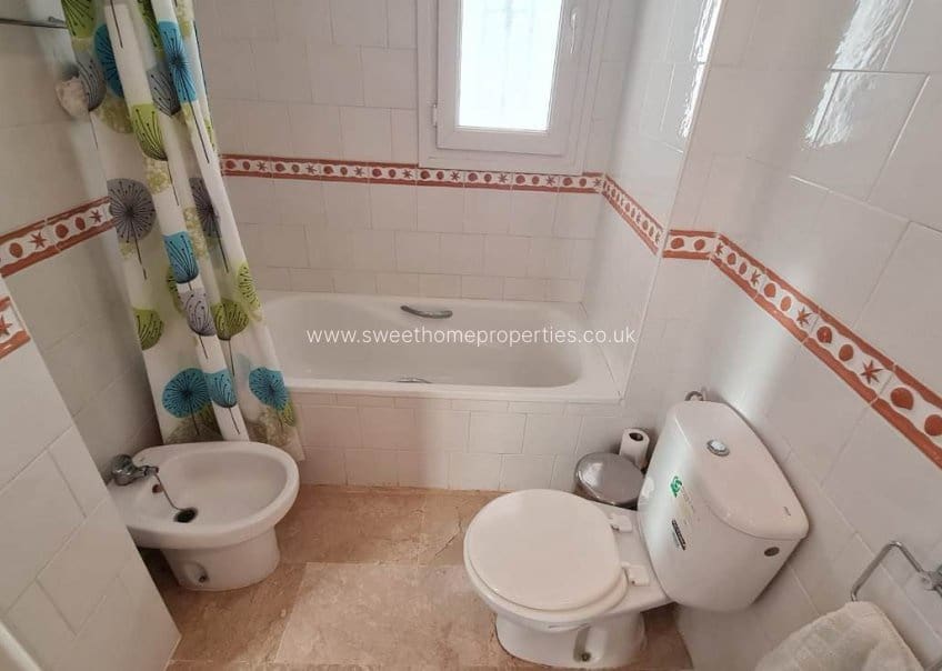 2 soveværelse Penthouse til salg i Villamartin med swimmingpool garage - € 229.900 (Ref: 9631800)