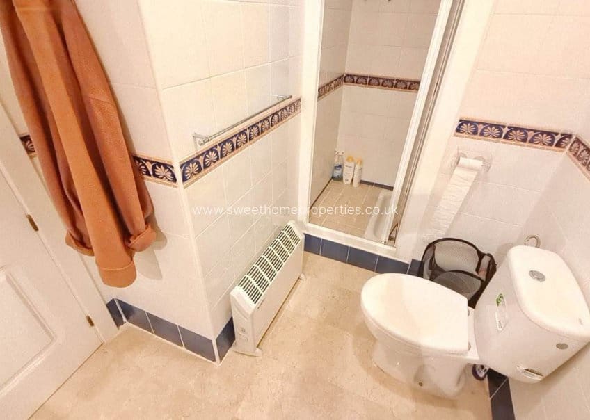 2 soveværelse Penthouse til salg i Villamartin med swimmingpool garage - € 229.900 (Ref: 9631800)