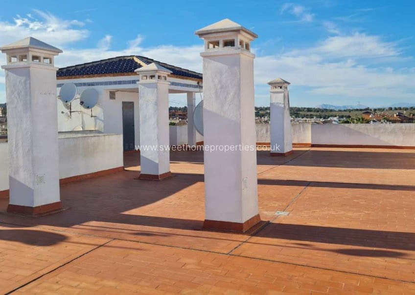2 bedroom Penthouse for sale in Villamartin with pool garage - € 229,900 (Ref: 9631800)