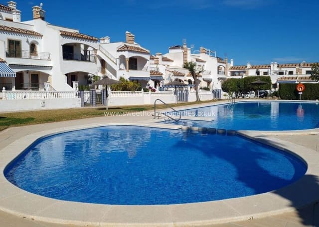 2 quarto Penthouse para venda em Villamartin, Orihuela com piscina garagem - 229 900 € (Ref: 9631800)