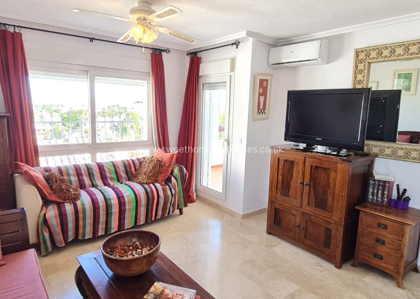 2 bedroom Penthouse for sale in Villamartin with pool garage - € 229,900 (Ref: 9631800)