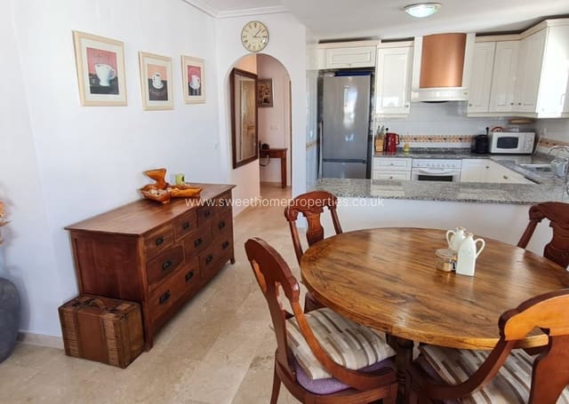 2 makuuhuone Kattohuoneisto myytävänä paikassa Villamartin, Orihuela mukana uima-altaan 
autotalli - 229 900 € (Ref: 9631800)