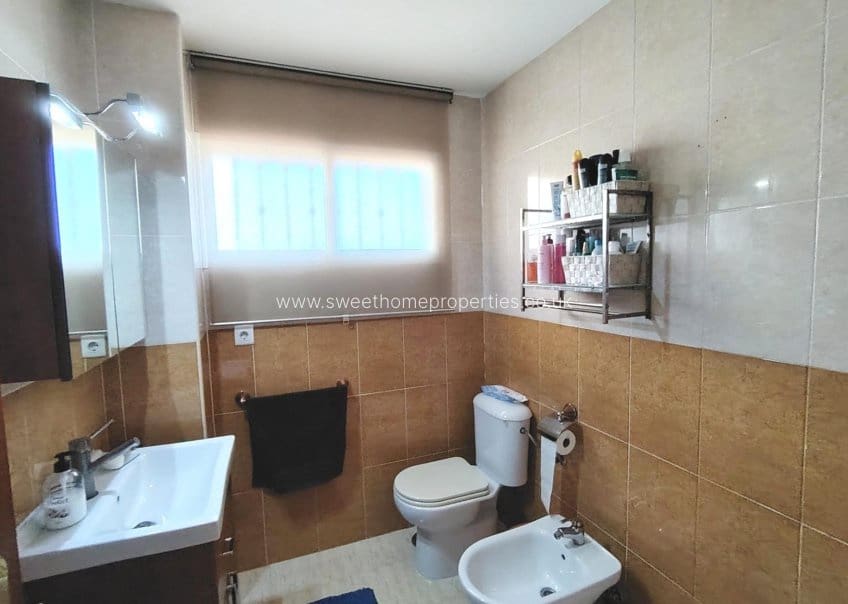 3 bedroom Villa for sale in Orito with pool garage - € 375,000 (Ref: 9634721)