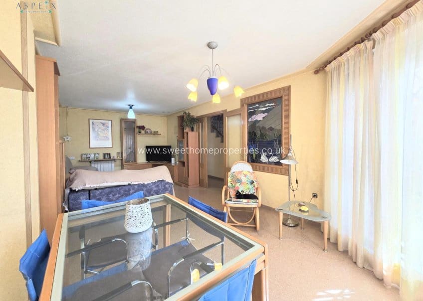 5 slaapkamer Huis te koop in Monovar / Monover met garage - € 195.000 (Ref: 9635023)