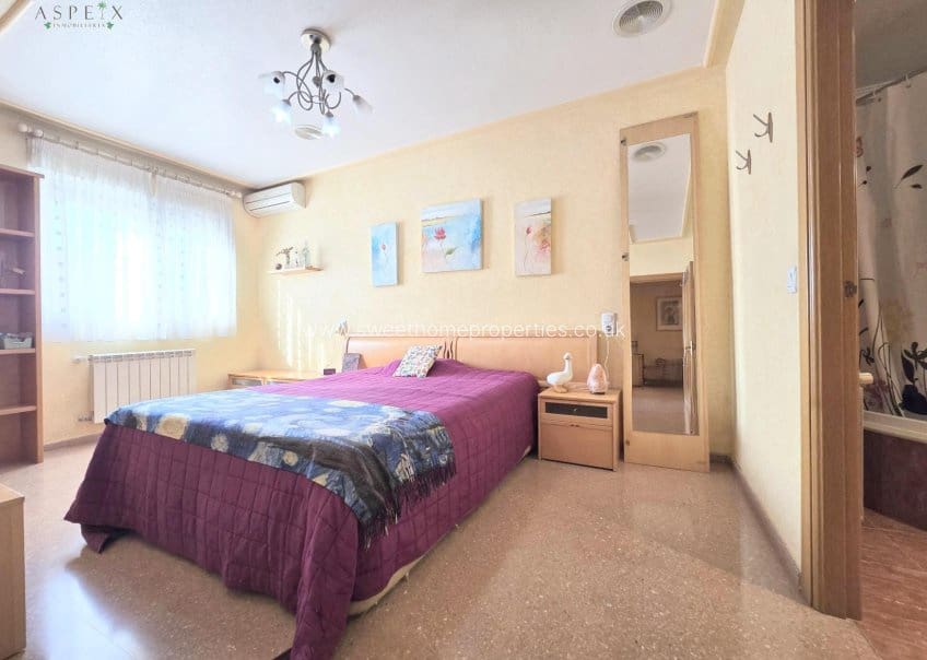 5 slaapkamer Huis te koop in Monovar / Monover met garage - € 195.000 (Ref: 9635023)