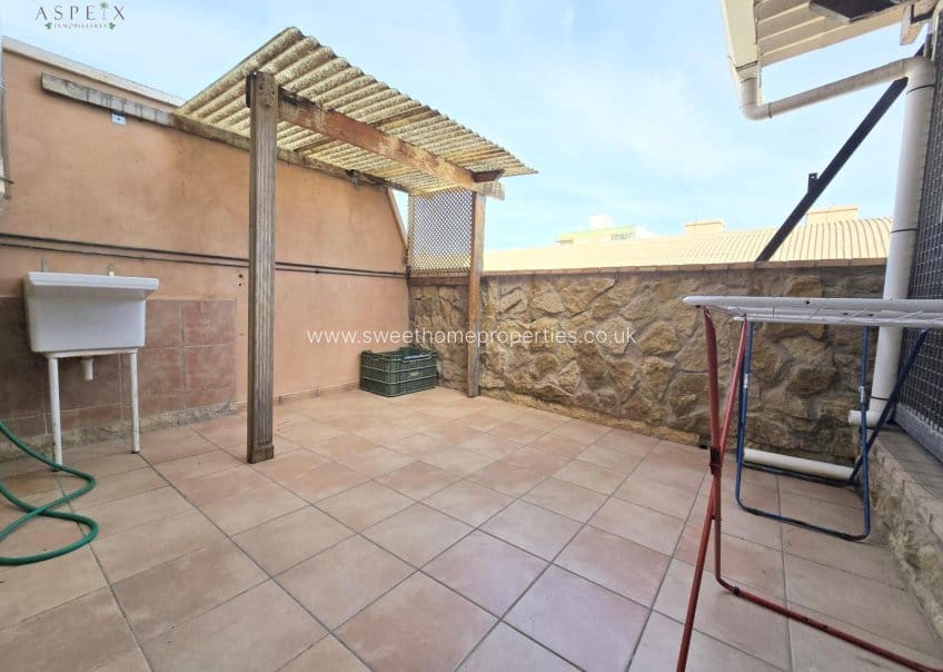 5 slaapkamer Huis te koop in Monovar / Monover met garage - € 195.000 (Ref: 9635023)