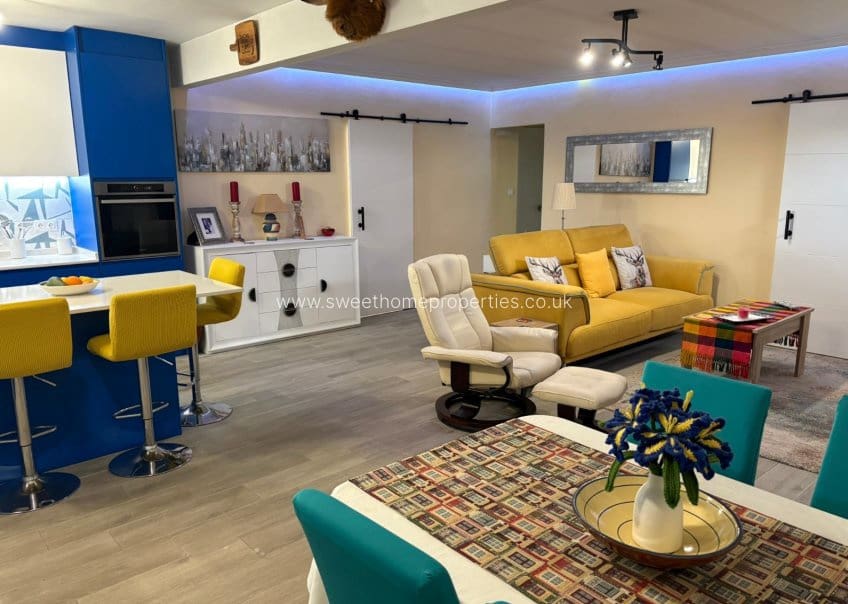 Finca/Casa Rural de 4 habitaciones en Elche / Elx en venta con piscina garaje - 299.950 € (Ref: 9643402)