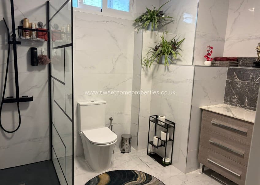 Finca/Casa Rural de 4 habitaciones en Elche / Elx en venta con piscina garaje - 299.950 € (Ref: 9643402)