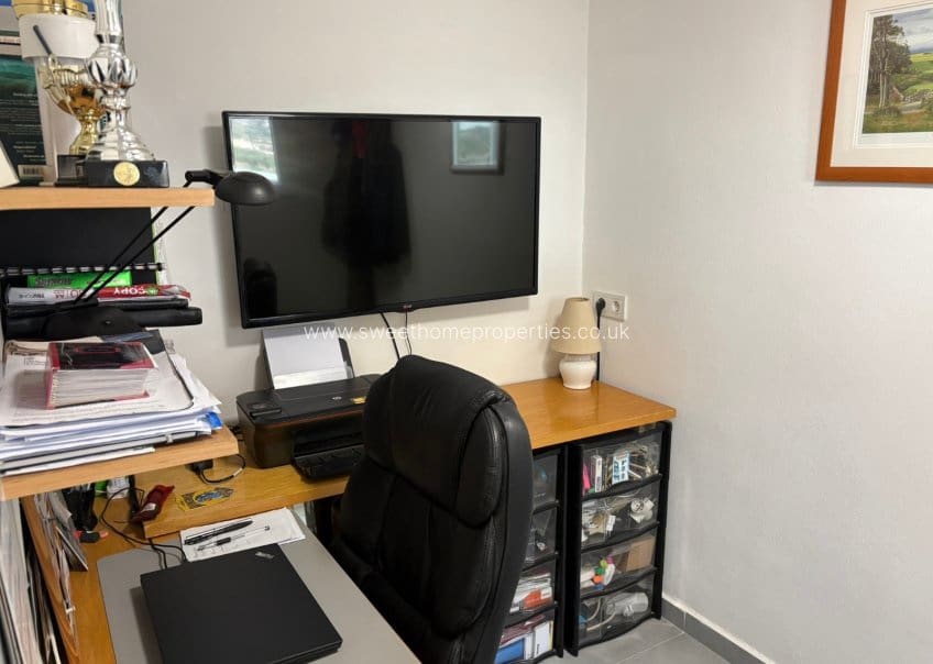 Finca/Casa Rural de 4 habitaciones en Elche / Elx en venta con piscina garaje - 299.950 € (Ref: 9643402)