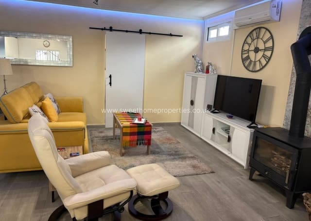 Finca/Casa Rural de 4 habitaciones en Peña de las Águilas, Elche / Elx en venta con piscina garaje - 299.950 € (Ref: 9643402)